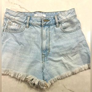 Pacsun light wash distressed denim shorts-NEVER WORN NWT